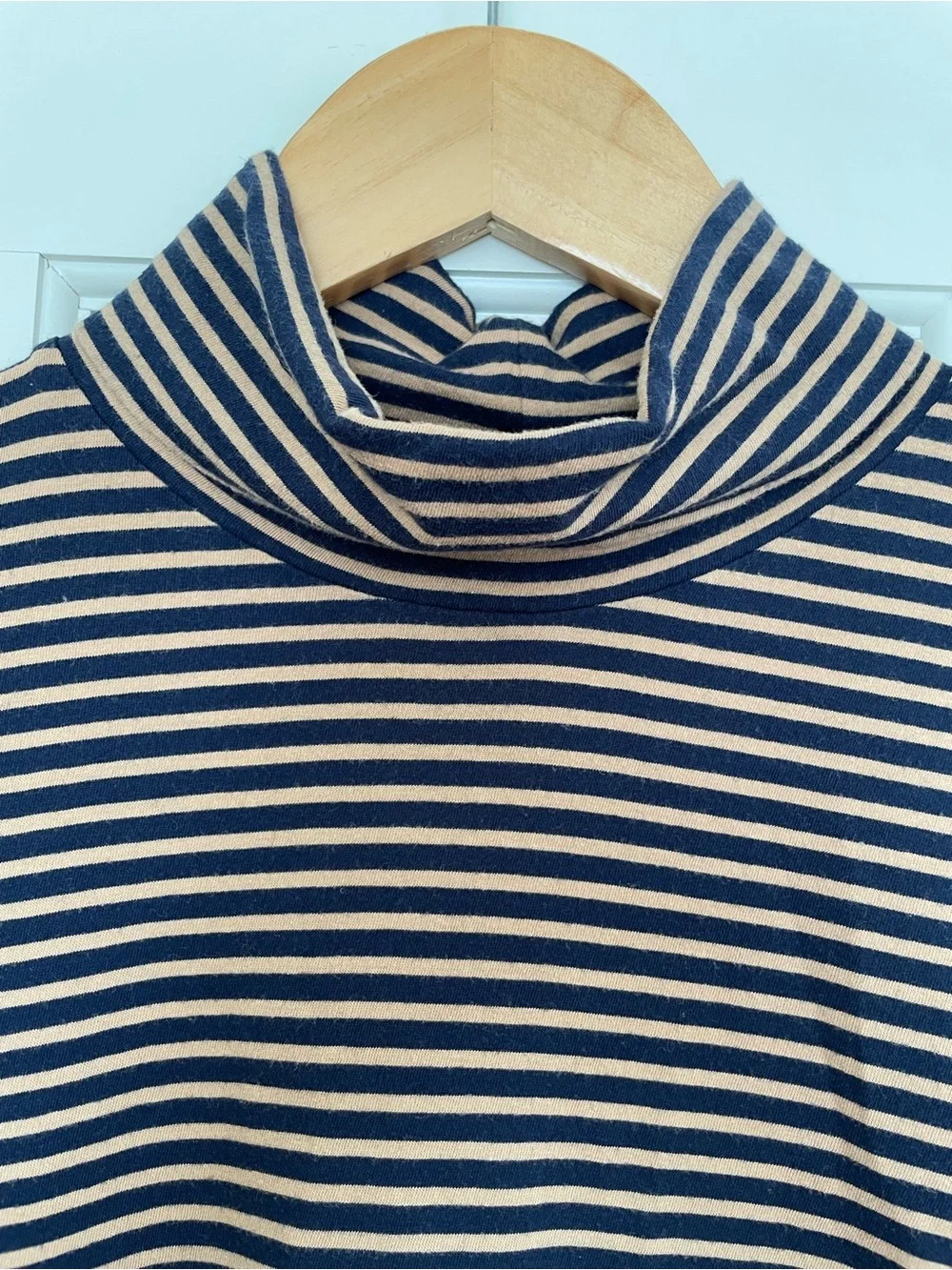 J Crew tissue turtleneck t-shirt in stripes navy blue camel 100% cotton # K4323